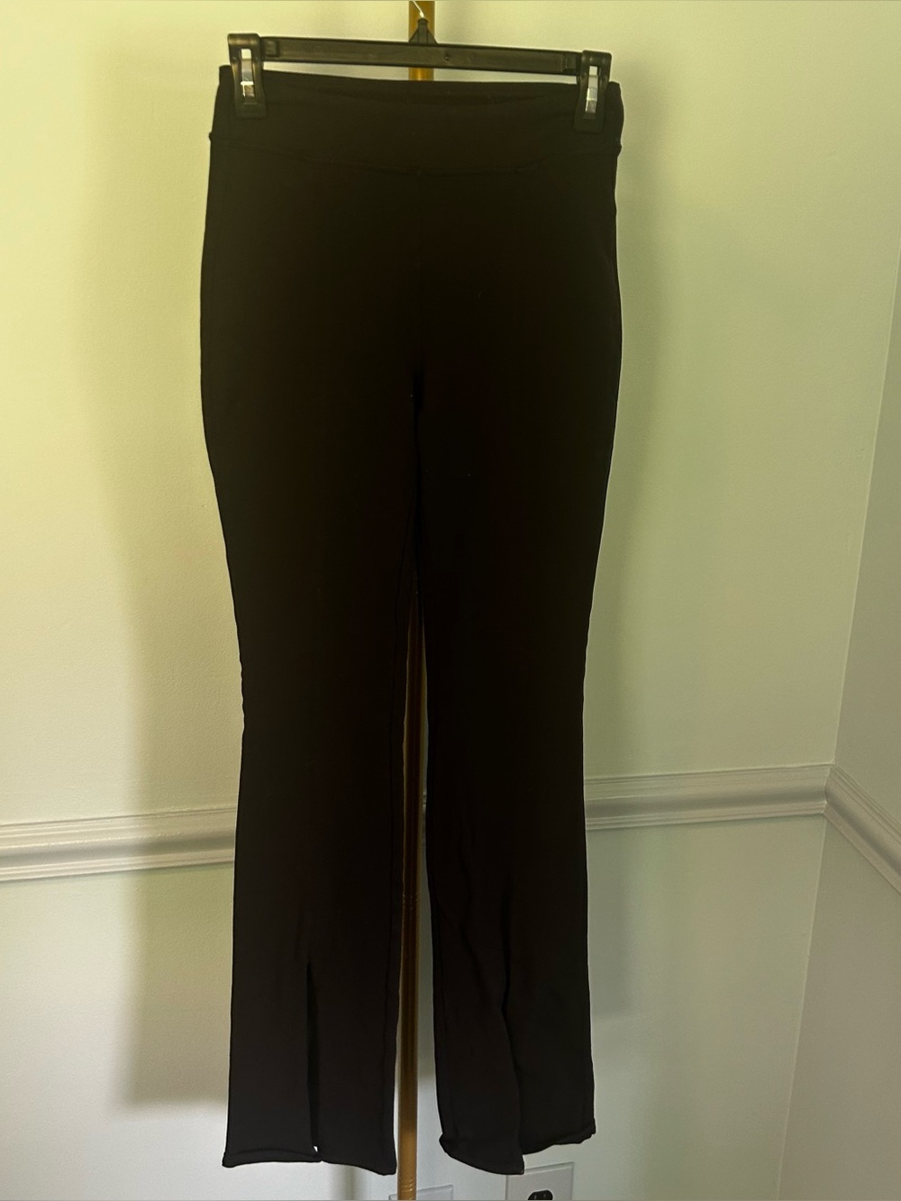 Alo Black Airbrush Flutter High Waist Stretch Flare Split Hem Leggings Small - Picture 2 of 11